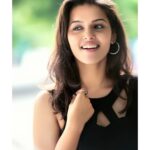Swathishta Krishnan Instagram – Live for the moment that you can’t put into words 😉
Wearing @blendinstyle 📸 @vijayvendhan .
.
.
.
.
.
..#behindwoods #behindwoodsgoldmedals #tamilactors
#indiaglitztelugu #malayalamcinemas #malayalammoviesongs #mollywood #telugucinema #tamil #kollywoodmovie #jewellery #gowns #bluegown #tiktokgirls #tamilheroines #behindwoods #behindwoodsgoldmedals#malayalamsongs #malayalamcinema #malayalamsongs #malayalam #malayalamheroines #malayalammonday #kollywoodqueen #behindwoods #indiaglitzmalayalam #asianet