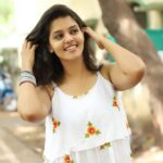 Swathishta Krishnan Instagram - I'm not fat ..I just have few extra pounds 😁 Outfit @blendinstyle Pc @vicky____075 . . . . .. #behindwoods #behindwoodsgoldmedals #tamilactors #indiaglitztelugu #malayalamcinemas #malayalammoviesongs #mollywood #telugucinema #tamil #kollywoodmovie #jewellery #gowns #bluegown #tiktokgirls #tamilheroines #behindwoods #behindwoodsgoldmedals#malayalamsongs #malayalamcinema #malayalamsongs #malayalam #malayalamheroines #malayalammonday #kollywoodqueen #behindwoods #indiaglitzmalayalam #asianet