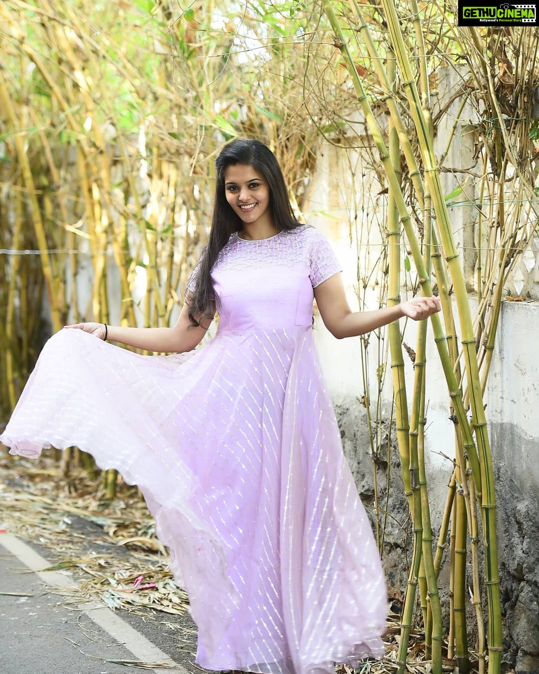 Swathishta Krishnan Instagram - Sunday 🥰 Wearing @aarna.label . . . . . . ..#indiaglitztelugu #malayalamcinemas #malayalammoviesongs #mollywood #telugucinema #tamil #kollywoodmovie #jewellery #gowns #bluegown #tiktokgirls #tamilheroines #behindwoods #behindwoodsgoldmedals#malayalamsongs #malayalamcinema #malayalamsongs #malayalam #malayalamheroines #malayalammonday #kollywoodqueen #behindwoods #indiaglitzmalayalam #asianet