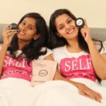 Swathishta Krishnan Instagram - Some masking time 🌸 Check out on the link in bio 😀 @carbon_bae @athigna Follow @dreamwella_official . . . #eveningskincare #fashionista #fashionblogger #beautyvideos #lifestyle #lifehacks #dreamwella #pink #lifestlye #summerskincare #summerhairgoals #girlsquad