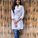 Swathishta Krishnan Instagram – On a rainy morning, with a cup of hot tea,that was indeed a 
Lovely conversation with the most respected radha ravi sir 💓 
#white💓 #radharavisir
