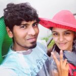 Swathishta Krishnan Instagram – Happy birthday sibi @sibisocrates 😆💓 May God bless you with all luck and joy this year… 🤗 stay the same happy n cheerful SINGLE forever 😂😂😂
Olunga vandhu treat vechidu Illana sethe….