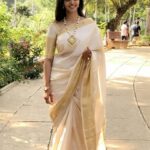 Swathishta Krishnan Instagram - Dream cream ❤❤❤ My eternal love for the white fam💟 which looked even more classy with the jewellery by @g3accessories Costume designer : @subis508 Styling : @swathirao2257 PC : @manoj_kumar_0706