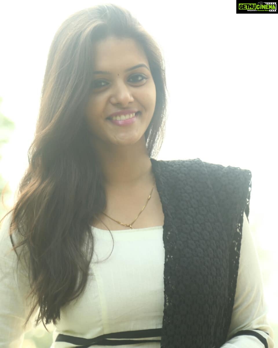 Swathishta Krishnan Instagram - White ❤ @designsbypriyadass