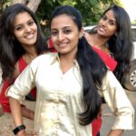 Swathishta Krishnan Instagram - We laugh at the dumbest jokes ❤ Put up each others worst mood ❤ Go along with the craziest ideas ❤ And tats wat makes us amazing best friends ???? Never everrrrrr😱😱😱😱 They r my unbiological sisters foreverrrrr❤❤❤❤❤ #MYBABIESFORLIFE #nothingwithoutthese2 #family👭