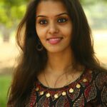 Swathishta Krishnan Instagram - The no makeover shoots be like ❤❤swipe for more 😊 PC : @samuel_sanjay
