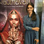 Swathishta Krishnan Instagram - Ladies special ❤❤ #padmavathi #bagamathi #movieday #republicdayindeed Now which was my favourite? ????? #BAGAMATHIdawwww #anushkadawww ❤❤❤❤