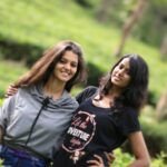 Swathishta Krishnan Instagram - May god bless u with brain inside your head and some hair outside your head atleast in ur next birth 😛😛😛😂😂😂. Happy birthday baluuuu ma 😍😍 Have a great year ahead n may all your dreams come true Love you😘😘😘 #mybestie #myotherhalf #mysupportsystem #mysissy #myfamily #nshesallmine😚😚😚😚😚 #happybdaybalz #kicksnkisses #hugggieee ❤❤❤❤