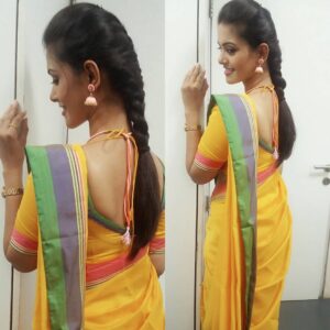 Swathishta Krishnan Instagram - In love with the hairdo 😍 #shootscenes #festivemode 📷📹🎥
