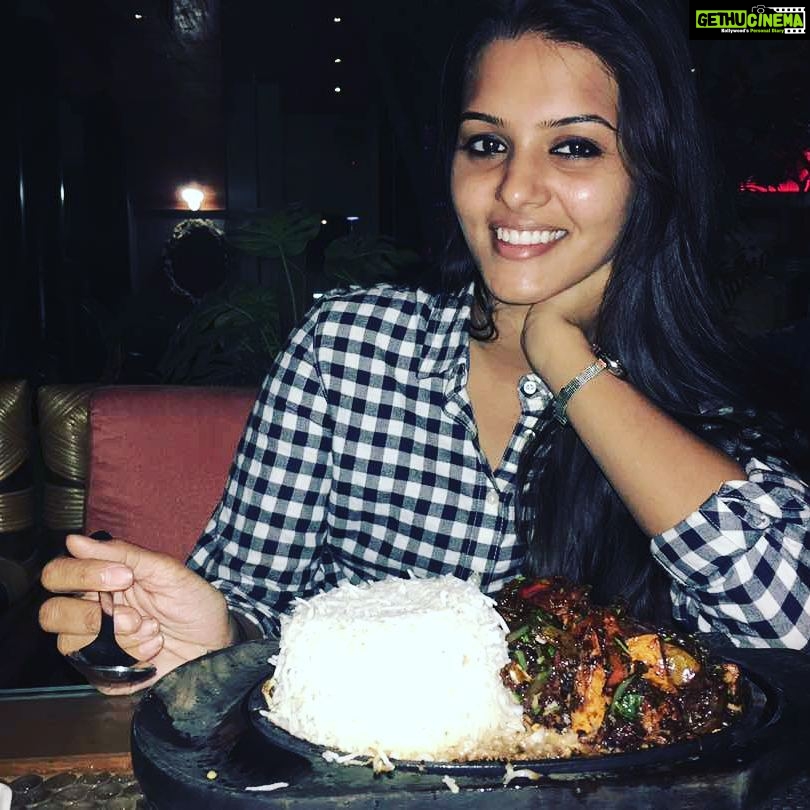 Swathishta Krishnan Instagram - A gud day ππwith a bad sizzler πππ D-cafe