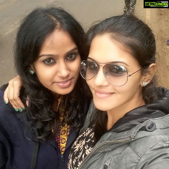 Swathishta Krishnan Instagram - FUN UNLIMITED ❤ #set1#devalatrip #forestexperience #bestiessss😘😘😘