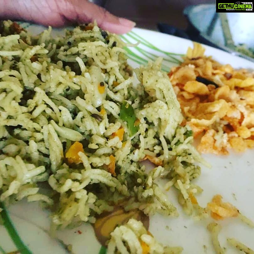 Swathishta Krishnan Instagram - #sundayspeacial #pudinapulao #mint&veggies #healthycombo #cookingskills #vegan👅