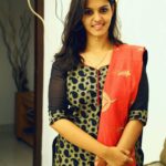 Swathishta Krishnan Instagram – #nomakeup #nohairdo #noedits