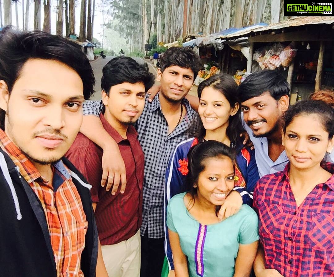 Swathishta Krishnan Instagram - An unforgettable day👬👭👫 #kodaikanal #cardrive #5hrsofrollercoasterride #aj_best_driver😂 #funofun #frndssss ❤ Kodaikanal, tamil nadu