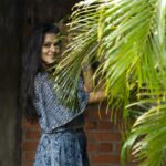 Swathishta Krishnan Instagram - There is a quiet beauty found in nature when heaven weeps 🌧️ . . Captured by @padambyveni darl ❣️ Wearing @vastra_deepa ❣️ . . . #rainyday #newyear2022