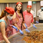 Swathishta Krishnan Instagram – Thanks for having me @welcomhotel.chennai_cthdrlrd 
Had such lovely time at the cake mixing ceremony ❤️
.
.
.
#cakemixingceremony #christmas #christmas2021 #welcomhotelchennai