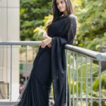 Swathishta Krishnan Instagram - Quick fix 🖤 Thank you @thatmadraskaran for giving the best in 5minutes Thank you darling @vickys_makeover_studio Hairdo @whamsalon Beautiful saree from @shanus_boutique . . . . . . #vikramfromjune3 #vikrampromotion #blacksaree #kamalhaasanvikram #fahadhfaasil #kamalhaasan #vikram #surya #lokeshkanagaraj #vijaysethupathi #anirudh #redgiants #udhaynidhistalin #vijaytv #sonymusic #sonysouthmusic #hotstar #rajkamalfilmsinternational