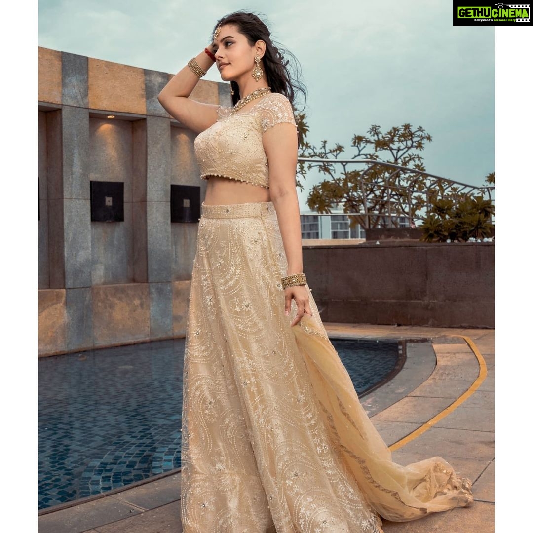 Swathishta Krishnan Instagram - Let us live for the Beauty of our own reality ❤️ . . . .Captured by @johan_sathyadas Edit @johnferri.1111 Wearing @sameenasofficial Makeup @anushyaa_mua Jewelry @aaranyarentaljewellery Hairdo @imaikkaa_by_nivi Location @somersetchennai . . . . #behindwoodsgoldmedals #tamilactors #indiaglitztelugu #malayalamcinemas #malayalammoviesongs #mollywood #telugucinema #tamil #kollywoodmovie #jewellery #gowns #bluegown #tiktokgirls #tamilheroines #behindwoods #behindwoodsgoldmedals#malayalamsongs #malayalamcinema #malayalamsongs #malayalam #malayalamheroines #malayalammonday #kollywoodqueen
