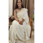 Swathishta Krishnan Instagram - Little toooo late 😀😀 . . ONAM ASHAMSAKAL 💚 Styling @thoorigaiie @thoorigaikabilan ❣️ Mua @keerthana_makeupartistry ❣️ (Our onam sadhya was the best 😂..wat say @thoorigaiie @keerthana_makeupartistry ???)). . . #onamspecial #onam2021