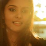 Swathishta Krishnan Instagram – Sun kissed 🌞🌞
.
.
.
@padambyveni 
@divastylistmakeupartistry