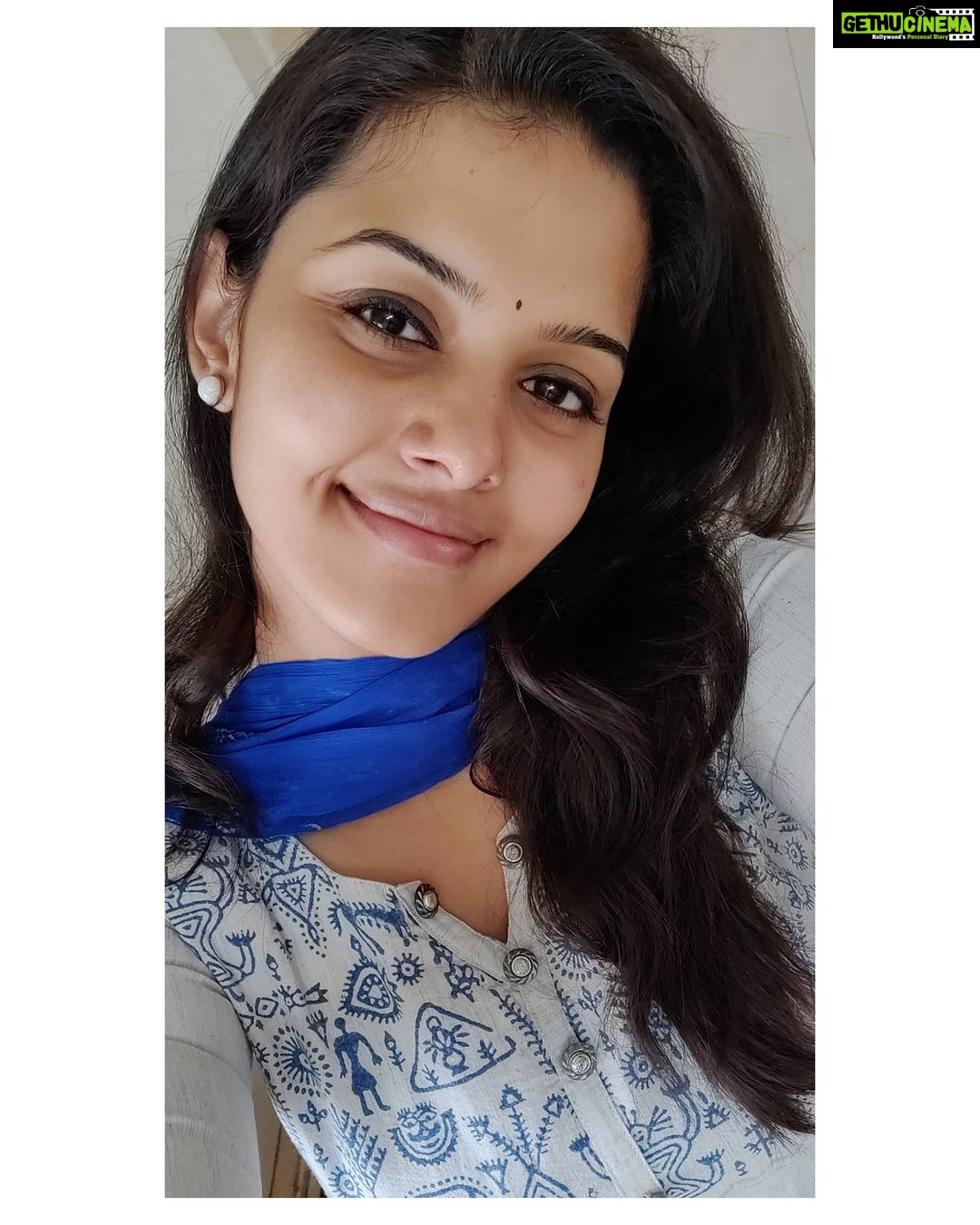 Swathishta Krishnan Instagram - Stress less enjoy the best 😸 #selfienation . . . . . . Some Where...