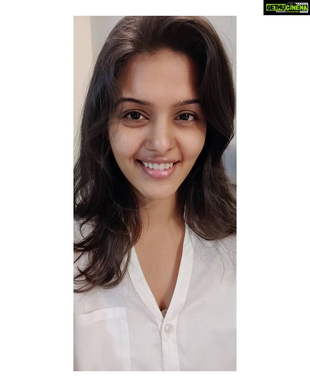 Swathishta Krishnan Instagram - White ❤️❤️ . . . #throwbackthursday