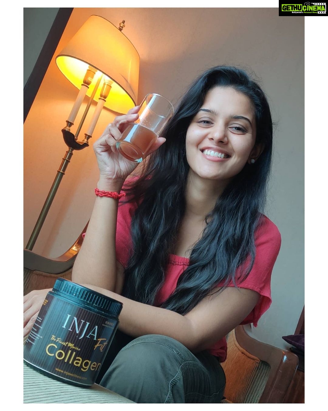 Swathishta Krishnan Instagram - Nutritious foods is key to being healthy inside and out, and specific macronutrients, vitamins and minerals can provide essential nutrients for healthy hair, skin and nails. . . Collagen is one of the latest buzzword, It is one of the main building blocks of our skin.. Was looking for a good collagen supplement since a very long time and found my goodie ryt der... Thanks to @inja_wellness for this quality product❣️ I would highly recommend it❣️❣️ . . . #collagenpowder #collagensupplements #antiagingskincare #injawellness