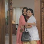 Swathishta Krishnan Instagram – How much I miss this ….❤️❤️❤️
.
.
.
BTS from cinthol TVC with my all time favourite @dirrajivmenon sir…
@rajivmenonproductions 
@monabedre
.
.
.
.