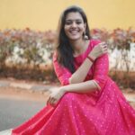 Swathishta Krishnan Instagram – 💓💓
.
.
.
Wearing this beautiful garment from @instorefashions 
Captured by @jb__jonathan 
.
.
.
.