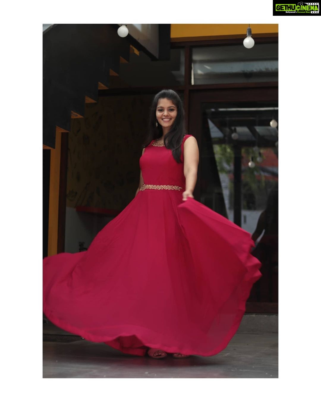 Swathishta Krishnan Instagram - ❤️❤️ Lovely anarkali suit by @instorefashions Captured by @varuun.jpg . . . . .