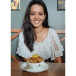 Swathishta Krishnan Instagram – Thank you so much @chaigallivelachery ❤️ for hosting an amazing lunch for new year …loved it and thoroughly enjoyed being der…
.
.
.
Happy new year 2021 ❤️❤️