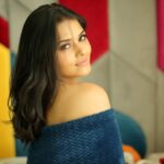Swathishta Krishnan Instagram - *THROWBACK* . . . .. Captured by @padambyveni 💙💙 Makeover @kirthana_mua 💙💙 Location @spacedge_interiors . . . . #behindwoods #behindwoodsgoldmedals #tamilactors #indiaglitztelugu #malayalamcinemas #malayalammoviesongs #mollywood #telugucinema #tamil #kollywoodmovie #jewellery #gowns #bluegown #tiktokgirls #tamilheroines #behindwoods #behindwoodsgoldmedals#malayalamsongs #malayalamcinema #malayalamsongs #malayalam #malayalamheroines #malayalammonday #kollywoodqueen #behindwoods #indiaglitzmalayalam #asianet