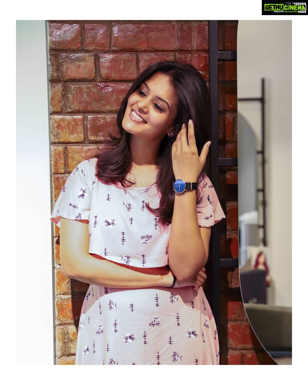 Swathishta Krishnan Instagram - Haircut @whamsalon ❤️ Do check out the link in bio on my experience @whamsalon ... . . . Watch @danielwellington ❤️ Pc @vicky___075photography EC @mikkie_photographhy . . . . Wham Salon