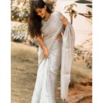 Swathishta Krishnan Instagram - Pc @vicky___075photography ❤️ Edit @mikkie_photographhy ❤️ Wardrobe n styling @mon_ni_zha ❤️ . . . . . ..#behindwoods #behindwoodsgoldmedals #tamilactors #indiaglitztelugu #malayalamcinemas #malayalammoviesongs #mollywood #telugucinema #tamil #kollywoodmovie #jewellery #gowns #bluegown #tiktokgirls #tamilheroines #behindwoods #behindwoodsgoldmedals#malayalamsongs #malayalamcinema #malayalamsongs #malayalam #malayalamheroines #malayalammonday #kollywoodqueen #behindwoods #indiaglitzmalayalam #asianet