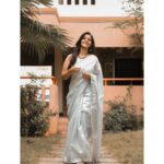 Swathishta Krishnan Instagram - 5❤️❤️ 📸@vicky___075photography 👗@mon_ni_zha Edit @mikkie_photographhy . . . . . ..#behindwoods #behindwoodsgoldmedals #tamilactors #indiaglitztelugu #malayalamcinemas #malayalammoviesongs #mollywood #telugucinema #tamil #kollywoodmovie #jewellery #gowns #bluegown #tiktokgirls #tamilheroines #behindwoods #behindwoodsgoldmedals#malayalamsongs #malayalamcinema #malayalamsongs #malayalam #malayalamheroines #malayalammonday #kollywoodqueen #behindwoods #indiaglitzmalayalam #asianet