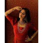 Swathishta Krishnan Instagram - Red❤️ #throwback . . Wearing @sthua_klothing Accessories @new_ideas_fashions Makeup @oasiacharles94 Hair @hairstylebyarty PC @vbstudio_india
