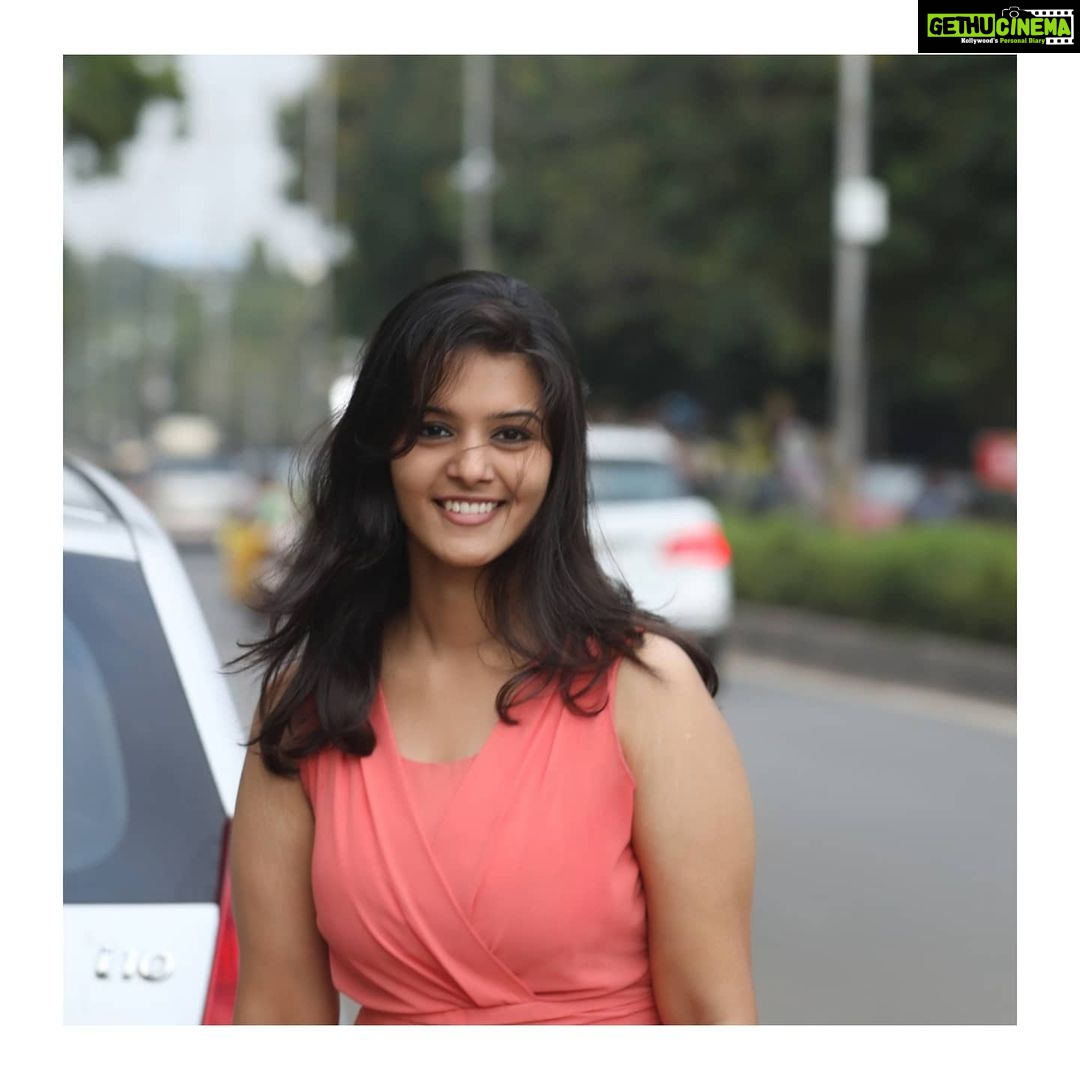 Swathishta Krishnan Instagram - BLING βοΈπ« #throwbackseries . . . . . Wearing @blendinstyle Captured by @arunprasath_photography . . . . . #throwbackseries ..#behindwoods #behindwoodsgoldmedals #tamilactors #indiaglitztelugu #malayalamcinemas #malayalammoviesongs #mollywood #telugucinema #tamil #kollywoodmovie #jewellery #gowns #bluegown #tiktokgirls #tamilheroines #behindwoods #behindwoodsgoldmedals#malayalamsongs #malayalamcinema #malayalamsongs #malayalam #malayalamheroines #malayalammonday #kollywoodqueen #behindwoods #indiaglitzmalayalam #asianet