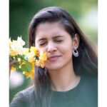 Swathishta Krishnan Instagram – FLORAL ❤️❤️❤️❤️
.
.
. 👗@aarna.label 📷 @vijayvendhan .
.
.
.