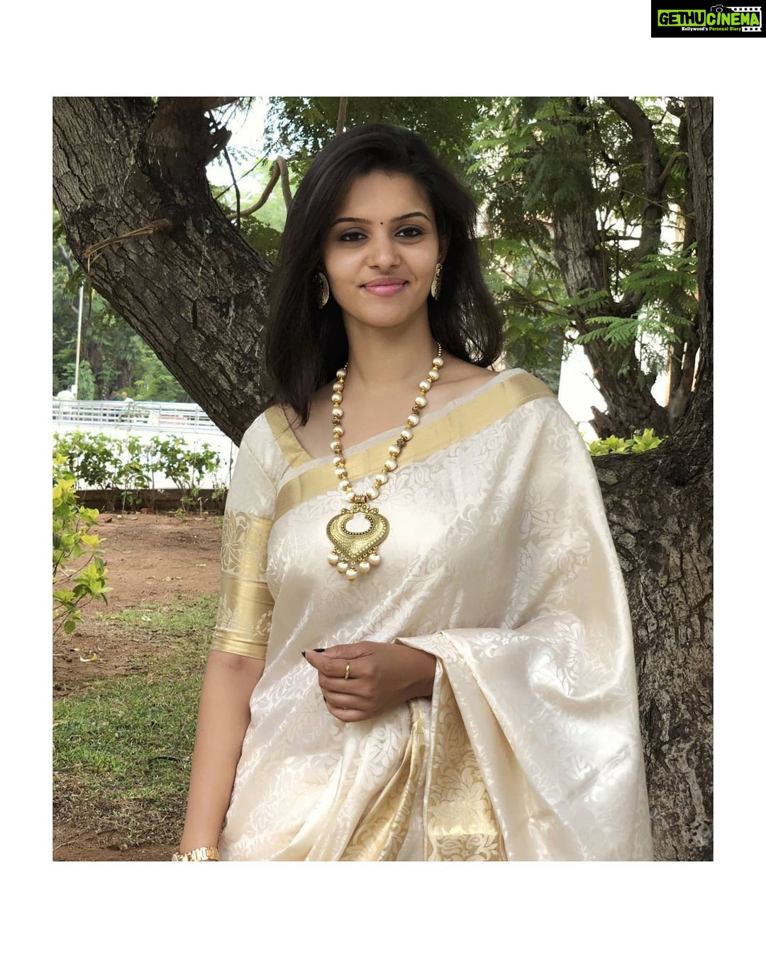 Swathishta Krishnan Instagram - Ok...BYE BYE to this series 😄 . . . . . .