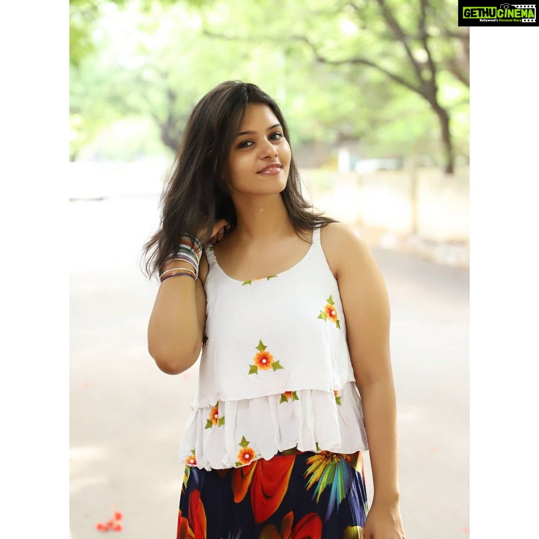 Swathishta Krishnan Instagram - 4 more shots 😄 Pc : @vicky___075photography Wearing @blendinstyle . . . . . #throwbackseries ..#behindwoods #behindwoodsgoldmedals #tamilactors #indiaglitztelugu #malayalamcinemas #malayalammoviesongs #mollywood #telugucinema #tamil #kollywoodmovie #jewellery #gowns #bluegown #tiktokgirls #tamilheroines #behindwoods #behindwoodsgoldmedals#malayalamsongs #malayalamcinema #malayalamsongs #malayalam #malayalamheroines #malayalammonday #kollywoodqueen #behindwoods #indiaglitzmalayalam #asianet