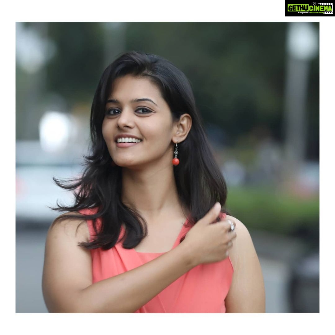 Swathishta Krishnan Instagram - BLING βοΈπ« #throwbackseries . . . . . Wearing @blendinstyle Captured by @arunprasath_photography . . . . . #throwbackseries ..#behindwoods #behindwoodsgoldmedals #tamilactors #indiaglitztelugu #malayalamcinemas #malayalammoviesongs #mollywood #telugucinema #tamil #kollywoodmovie #jewellery #gowns #bluegown #tiktokgirls #tamilheroines #behindwoods #behindwoodsgoldmedals#malayalamsongs #malayalamcinema #malayalamsongs #malayalam #malayalamheroines #malayalammonday #kollywoodqueen #behindwoods #indiaglitzmalayalam #asianet