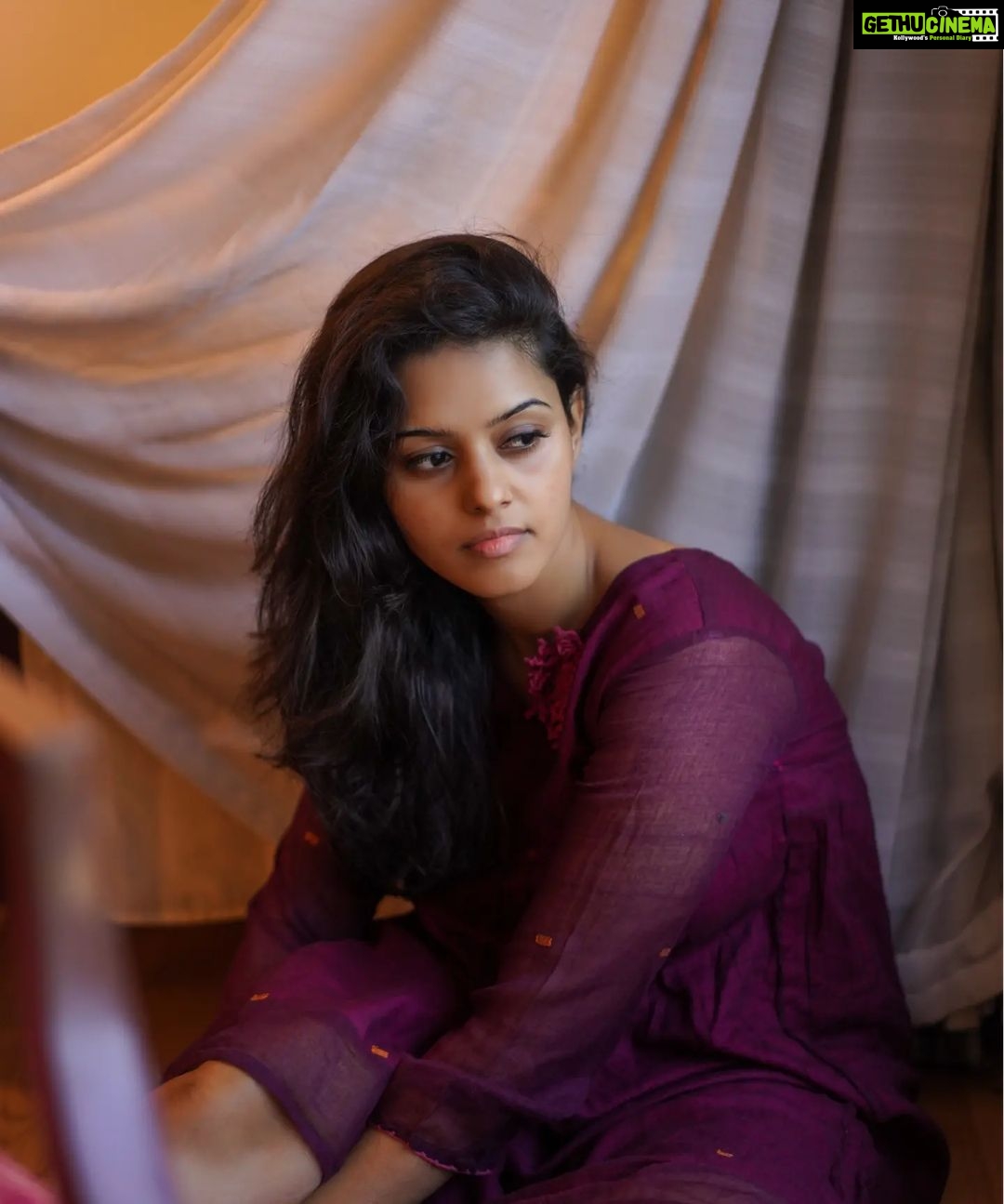 Swathishta Krishnan Instagram - SUNDAY π Relax and Recharge . . . One of my most favourite shoots ever with @anitakamaraj ..Thank you so much for making me to try something different π looking forward for more Wearing @studio_thari ur outfits are an emotion babe π . . . . #ootd #sundayvibes