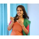 Swathishta Krishnan Instagram – In the era where everyone is loving and breaking up, I’m in a permanent relationship with my gulab jamun..
And there is a twist in it…
Check out the link in bio to c 😄
PC @vicky___075photography .
.
.
.
.
.
…#behindwoods #behindwoodsgoldmedals #tamilactors
#indiaglitztelugu #malayalamcinemas #malayalammoviesongs #mollywood #telugucinema #tamil #kollywoodmovie #jewellery #gowns #bluegown #tiktokgirls #tamilheroines #behindwoods #behindwoodsgoldmedals#malayalamsongs #malayalamcinema #malayalamsongs #malayalam #malayalamheroines #malayalammonday #kollywoodqueen #behindwoods #indiaglitzmalayalam #asianet