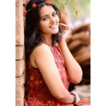 Swathishta Krishnan Instagram - Just the colour RED makes me smile ❤️ . . wearing @blendinstyle Captured by @vijayvendhan . . . . . ....#behindwoods #behindwoodsgoldmedals #tamilactors #indiaglitztelugu #malayalamcinemas #malayalammoviesongs #mollywood #telugucinema #tamil #kollywoodmovie #jewellery #gowns #bluegown #tiktokgirls #tamilheroines #behindwoods #behindwoodsgoldmedals#malayalamsongs #malayalamcinema #malayalamsongs #malayalam #malayalamheroines #malayalammonday #kollywoodqueen #behindwoods #indiaglitzmalayalam #asianet