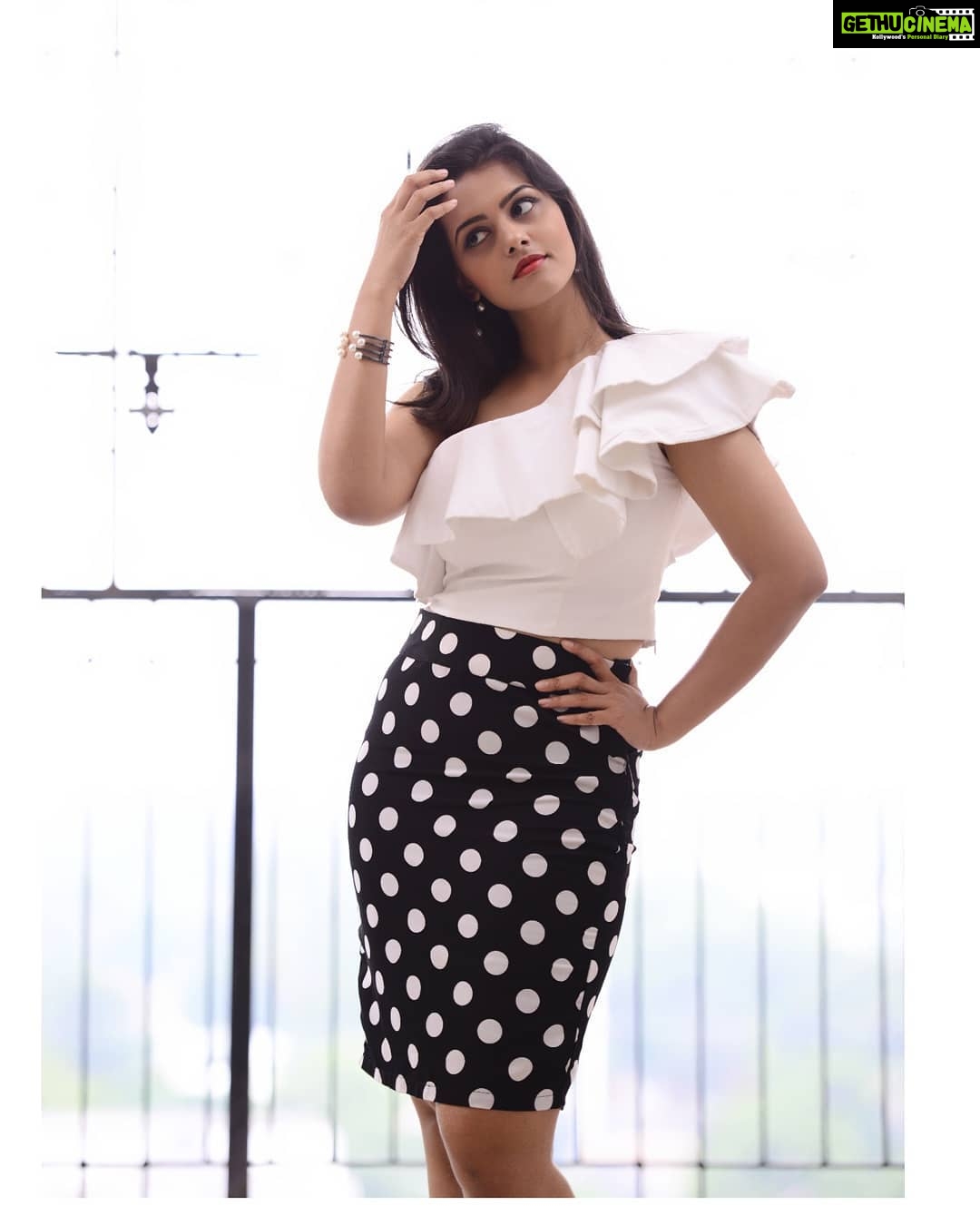 Swathishta Krishnan Instagram - Skirt @ibhuvana.store Top @labelmana Bracelet @blendinstyle Makeover @artistrybysupriya Captured by @vijayvendhan . . . . ...#behindwoods #behindwoodsgoldmedals #tamilactors #indiaglitztelugu #malayalamcinemas #malayalammoviesongs #mollywood #telugucinema #tamil #kollywoodmovie #jewellery #gowns #bluegown #tiktokgirls #tamilheroines #behindwoods #behindwoodsgoldmedals#malayalamsongs #malayalamcinema #malayalamsongs #malayalam #malayalamheroines #malayalammonday #kollywoodqueen #behindwoods #indiaglitzmalayalam #asianet