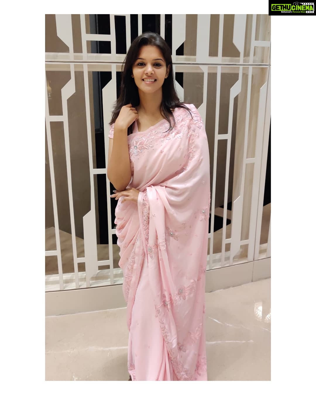 Swathishta Krishnan Instagram - Pink 🥰 @sathish_pro . . . . . ......#behindwoods #behindwoodsgoldmedals #tamilactors #indiaglitztelugu #malayalamcinemas #malayalammoviesongs #mollywood #telugucinema #tamil #kollywoodmovie #jewellery #gowns #bluegown #tiktokgirls #tamilheroines #behindwoods #behindwoodsgoldmedals#malayalamsongs #malayalamcinema #malayalamsongs #malayalam #malayalamheroines #malayalammonday #kollywoodqueen #behindwoods #indiaglitzmalayalam #asianet Crowne Plaza Chennai Adyar Park