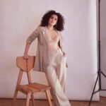 Taapsee Pannu Instagram - 🐻 Photographed by: Ajay Kadam (@kadamajay ) Styled by: Lakshmi Lehr (@lakshmilehr ) Hair: Amit Thakur (@amitthakur_hair ) Make-up: Guia Bianchi (@guyguia ) Art Director: Sujitha Pai (@sujithapai ) Interviewed by: Anuradha Choudhary (@anewradha ) Filmfare Editorial: Mayukh Majumdar (@mayuxkh ), Ashwini Pote (@ash_pote ) Media Consultant: Universal Communications (@universal_communications )