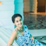 Taapsee Pannu Instagram - Try … fall ….Smile…. Get up n try again…. How else do u even make learning eventful 😄