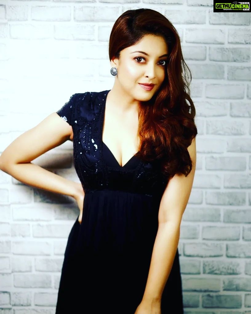 816px x 1020px - Actress Tanushree Dutta HD Photos and Wallpapers September 2022 - Gethu  Cinema