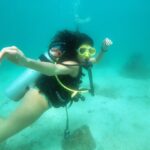 Tanya Hope Instagram - Went to go see them ‘plenty fish’ yall keep talkin about @nemodivingfujairah #throwback